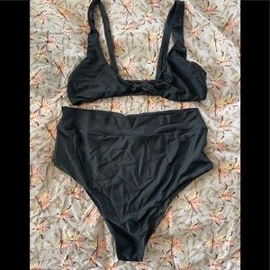 ♥️SOLD♥️ Acacia swimwear